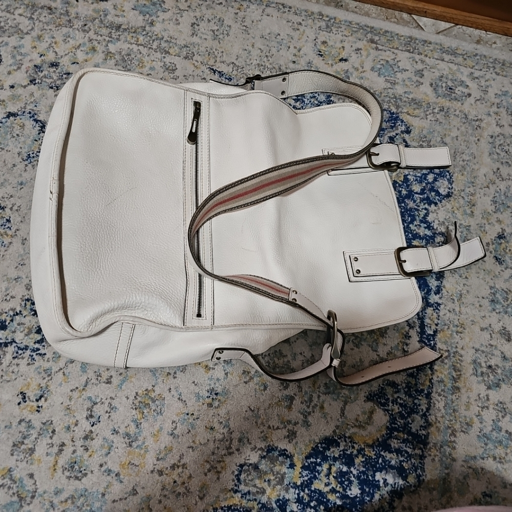 Burberry Pebble Leather Large Messenger Bag - Picture 11 of 16